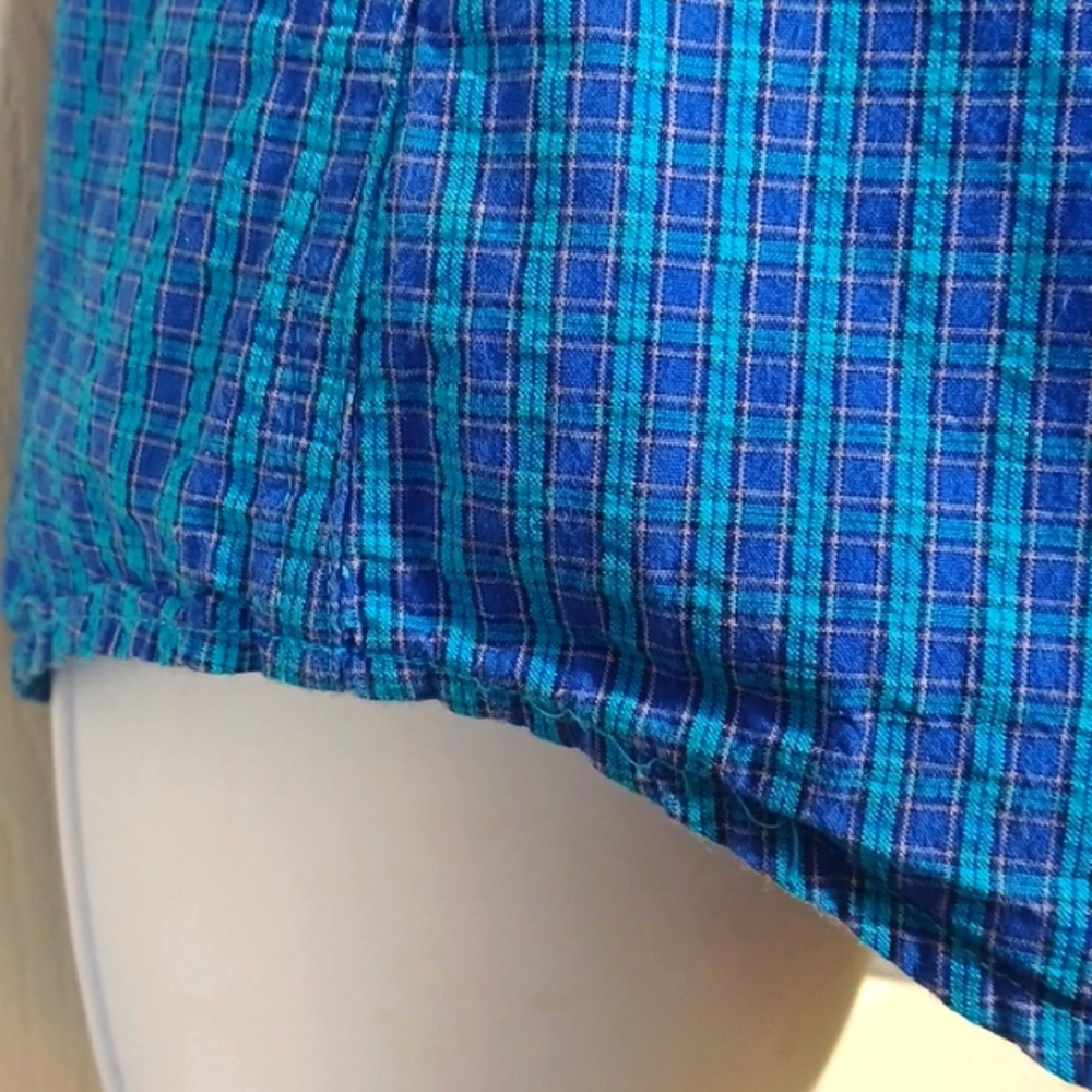Eddie Bauer sleeveless buttonup top - Picture 6 of 11